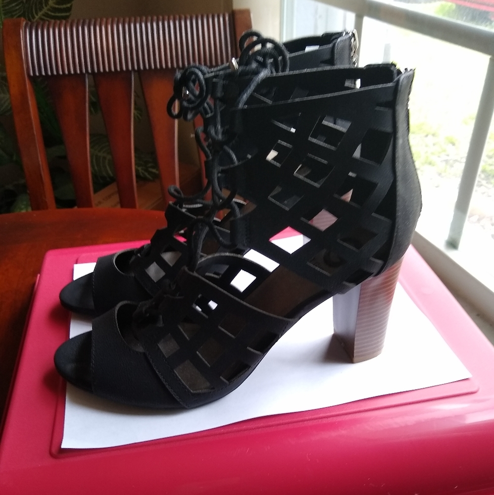G by Guess black heels